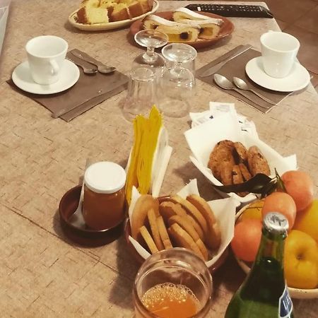 パドゥーラ Agriturismo Tre Santiヴィラ エクステリア 写真
