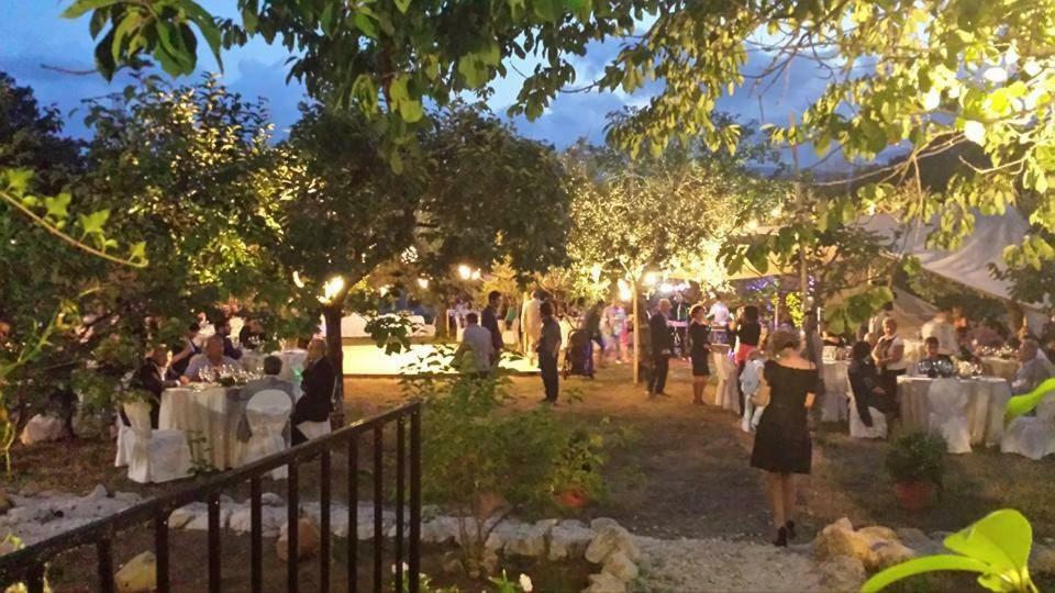 パドゥーラ Agriturismo Tre Santiヴィラ エクステリア 写真