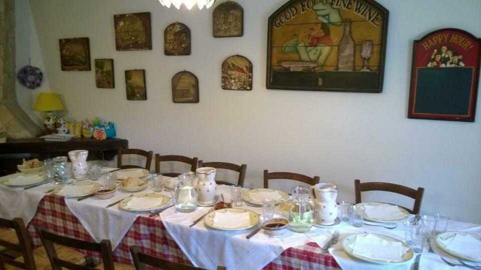 パドゥーラ Agriturismo Tre Santiヴィラ エクステリア 写真