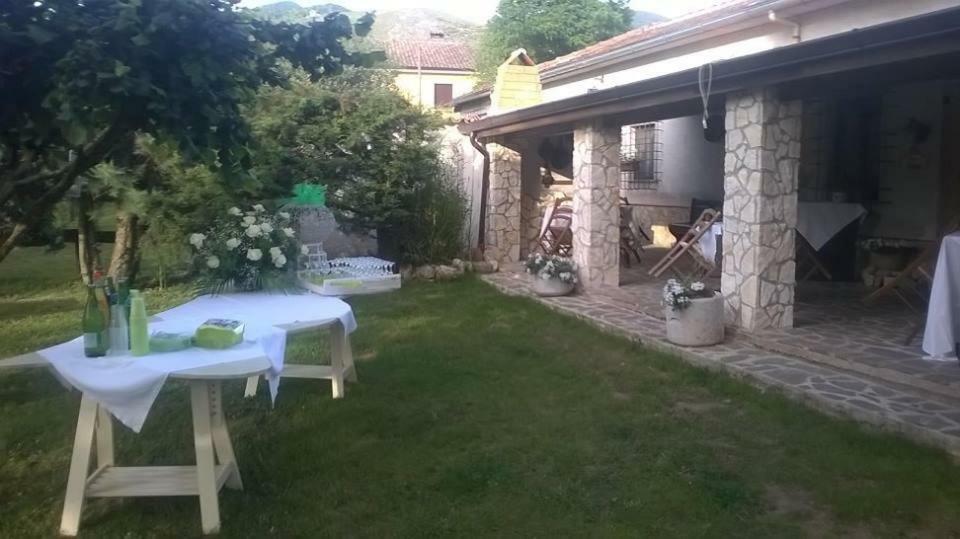 パドゥーラ Agriturismo Tre Santiヴィラ エクステリア 写真